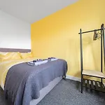 度假居 Exclusive For Contractors And Families 布雷得佛