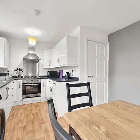 Exclusive House For Contractors And Families Holiday home