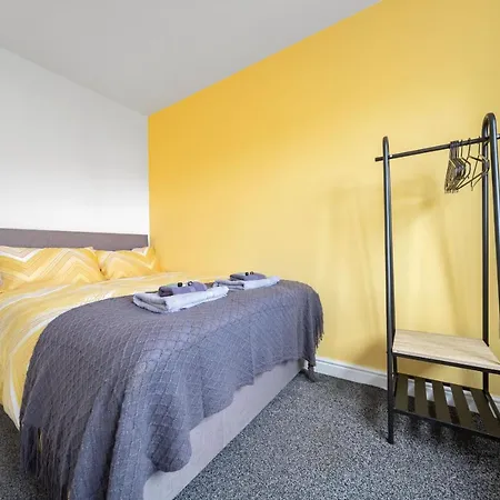 Holiday home Exclusive House For Contractors And Families Bradford (West Yorkshire)