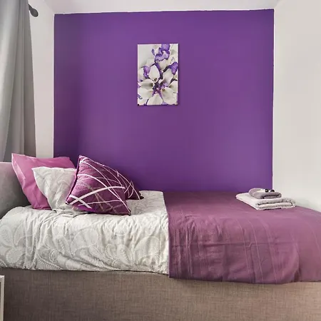 Holiday home Exclusive House For Contractors And Families Bradford (West Yorkshire)