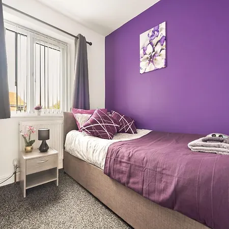 Exclusive House For Contractors And Families Holiday home *