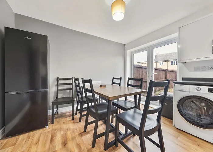 Holiday home Exclusive For Contractors And Families Bradford (West Yorkshire)