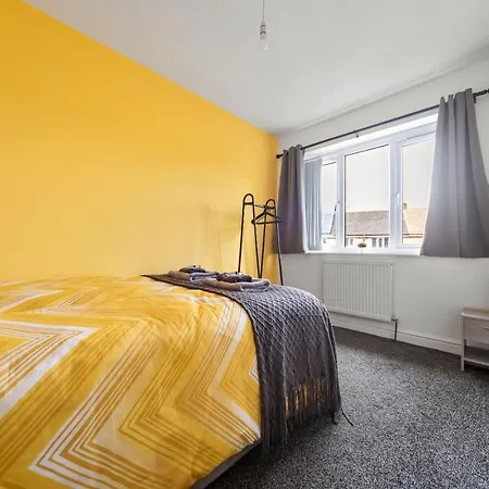 Exclusive For Contractors And Families Сasa de vacaciones Bradford (West Yorkshire)